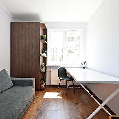 Wola Apartment Warszawa Eksteriør billede