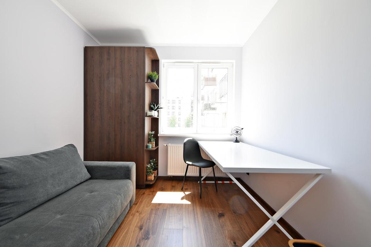 Wola Apartment Warszawa Eksteriør billede
